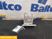 Петля двери левая